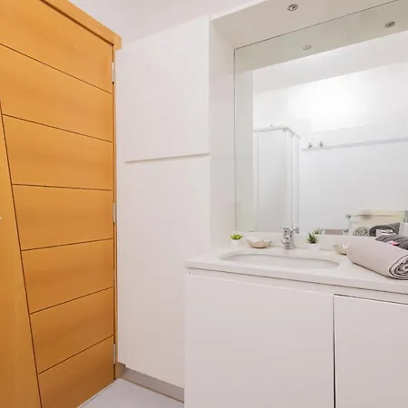 דירה Glass House