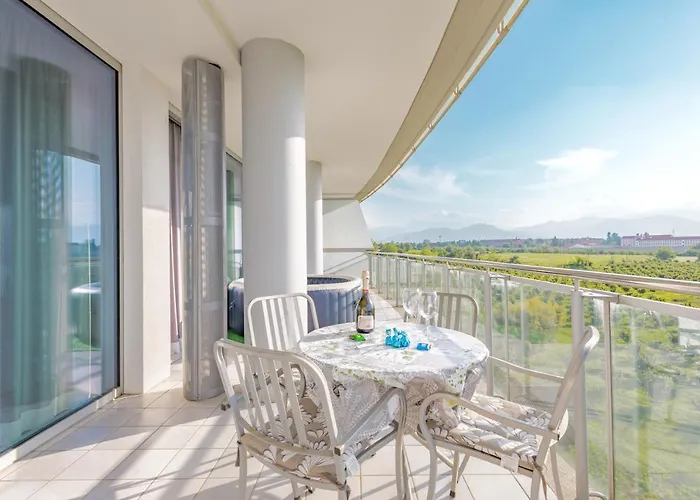 Glass House Апартаменты